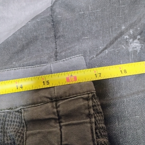 Stylish Gray Checkered Mini Skirt - Picture 6 of 7